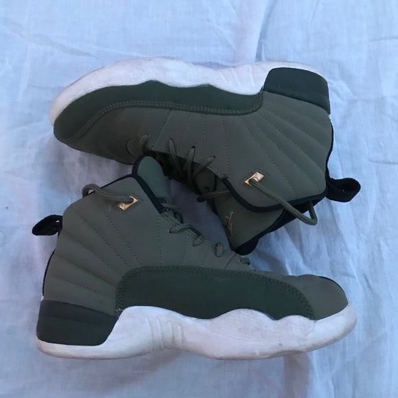 Olive green retro Jordan’s kids - Picture 1 of 3